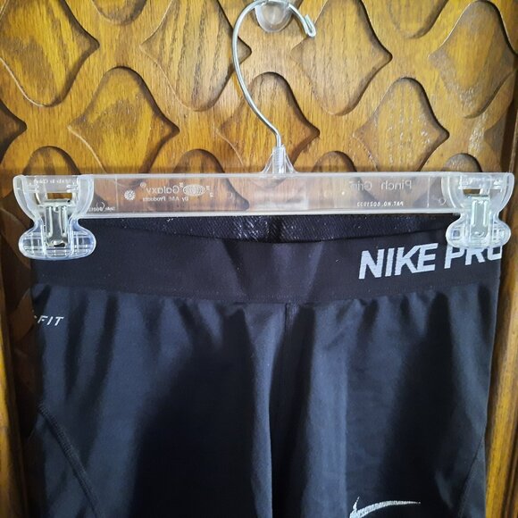 NIKE PRO Women's 3.0" Compression DRI-FIT Shorts Style# 589364-010 - Black, S - Picture 3 of 16